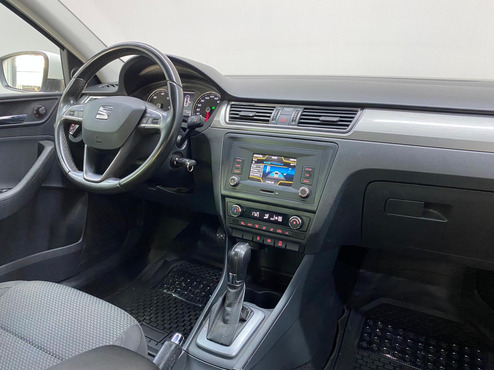 SEAT TOLEDO 15